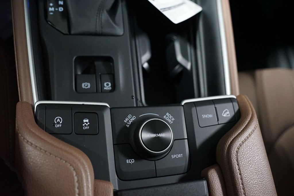 Thumbnail: 2026 Toyota Grand Highlander - 24