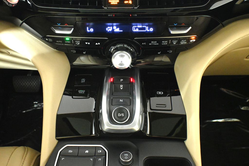 Thumbnail: 2023 Acura MDX - 22