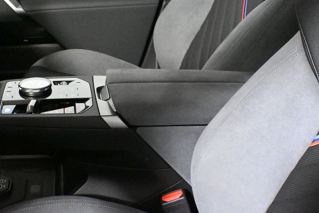 Thumbnail: 2026 BMW iX - 24