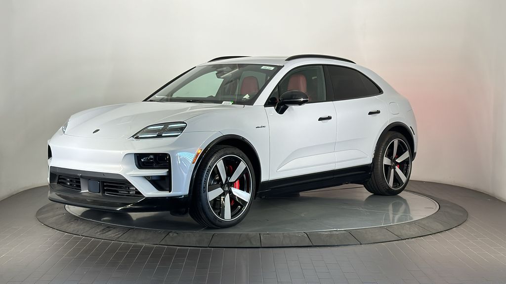 Thumbnail: 2025 Porsche Macan - 1