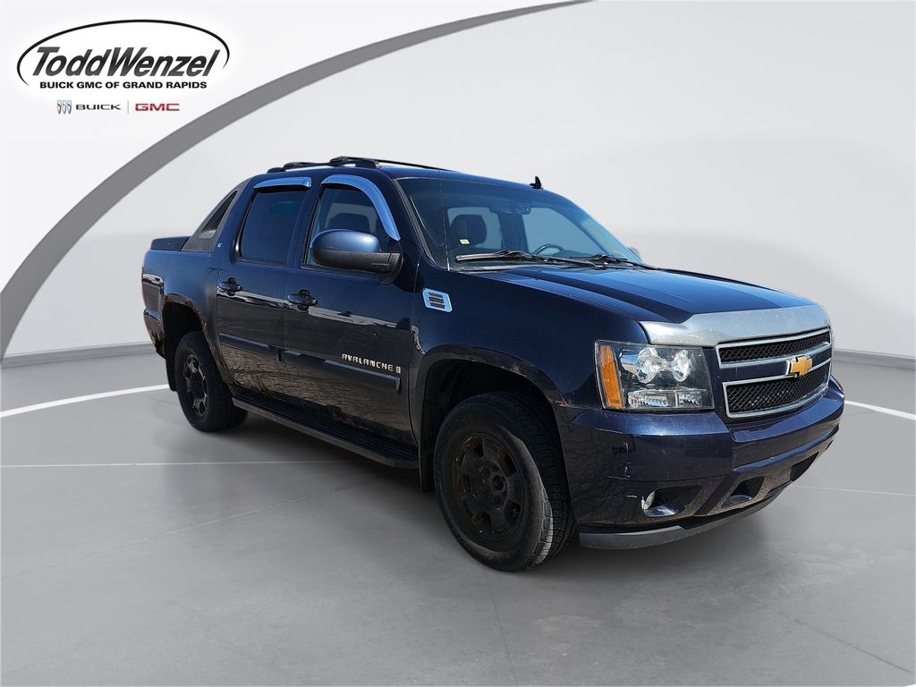 Ming Blue Metallic 2008 Chevrolet Avalanche Pickup Truck 4-Speed Automatic Overdrive