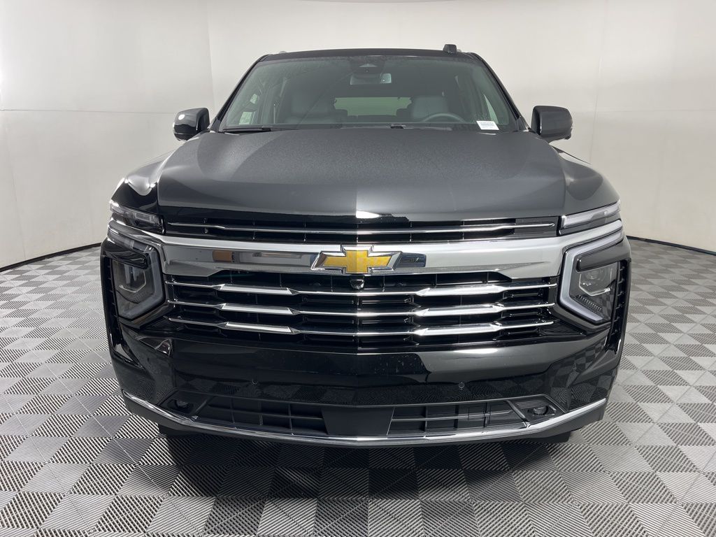 Thumbnail: 2025 Chevrolet Suburban - 7
