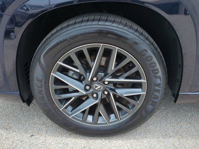 Certified Used 2025  Lexus 350 Premium image 11