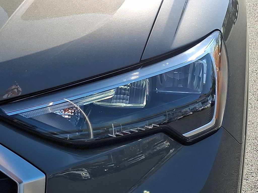 Thumbnail: 2022 Audi Q3 - 9