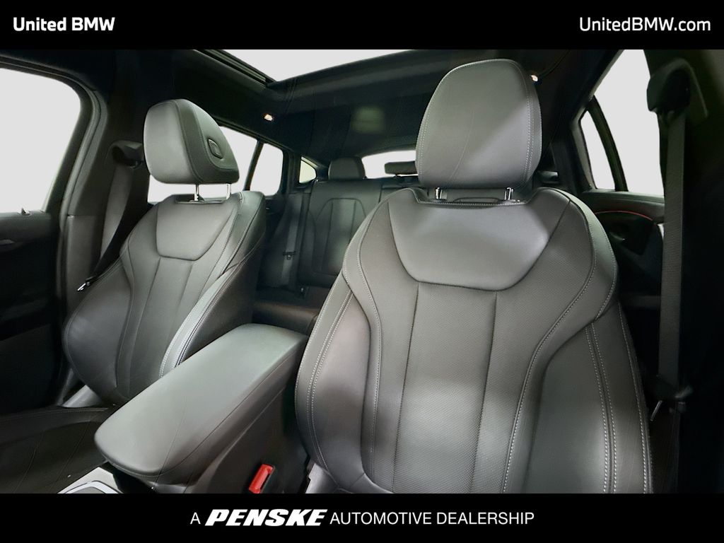 Thumbnail: 2025 BMW X4 - 5