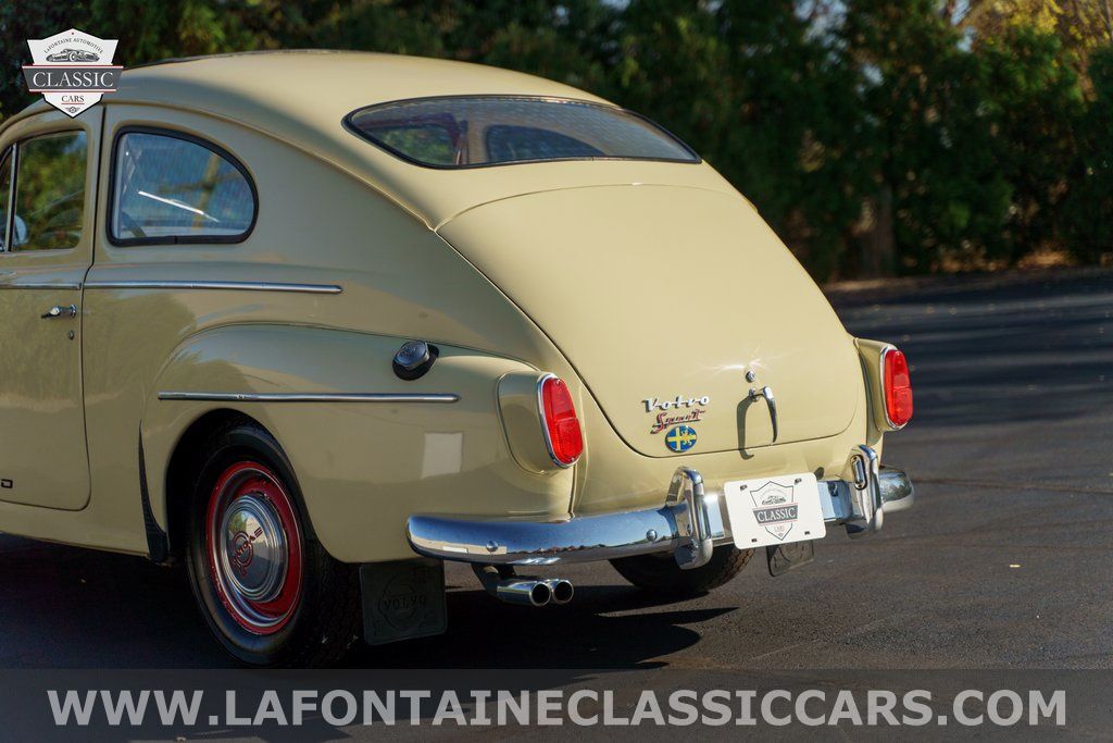 1958 Volvo 2dr Sedan 156
