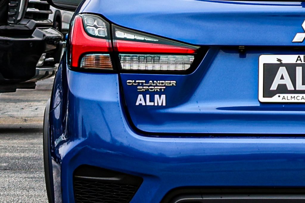 Used 2024 Blue Mitsubishi 2.0 SE image 11