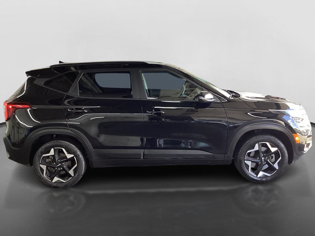 Used 2025 Kia Seltos SUV