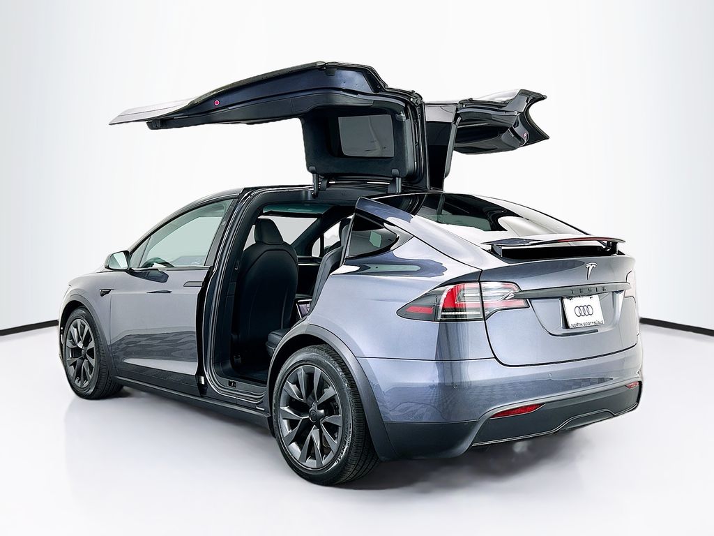 Thumbnail: 2023 Tesla Model X - 15