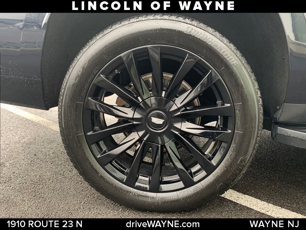 2023 Cadillac Escalade ESV Premium photo