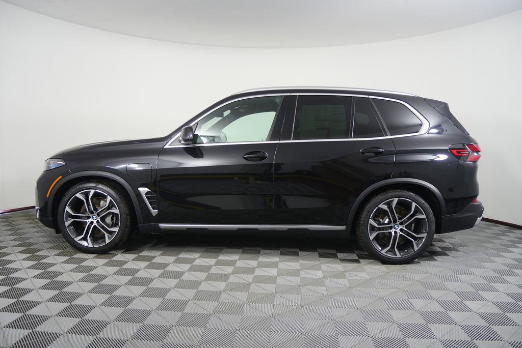 Thumbnail: 2026 BMW X5 - 7