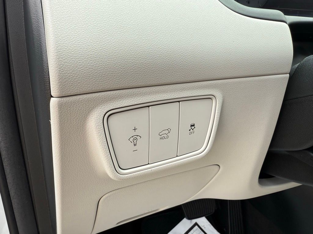 Thumbnail: 2022 Hyundai Tucson - 11