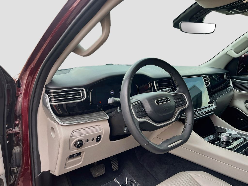 Used 2022 Red Jeep Series II image 9