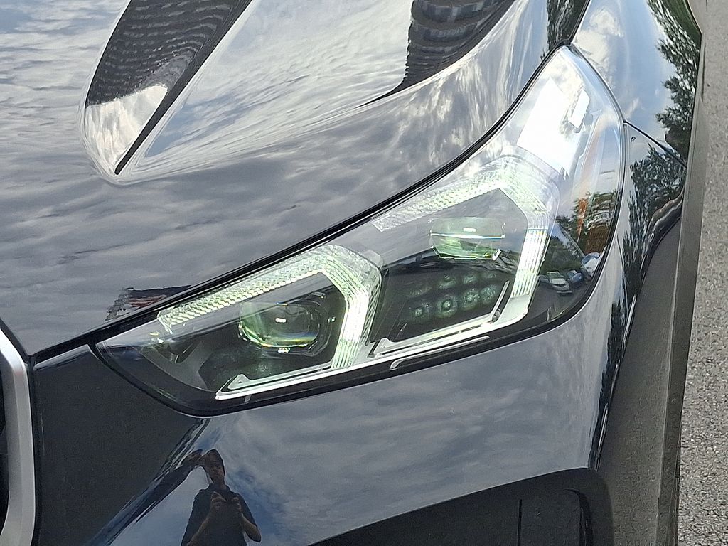 Thumbnail: 2024 BMW X1 - 9