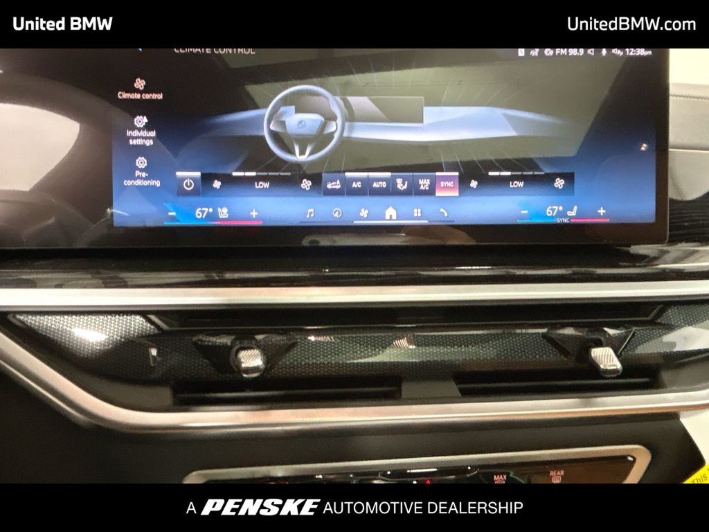 Thumbnail: 2026 BMW X7 - 19