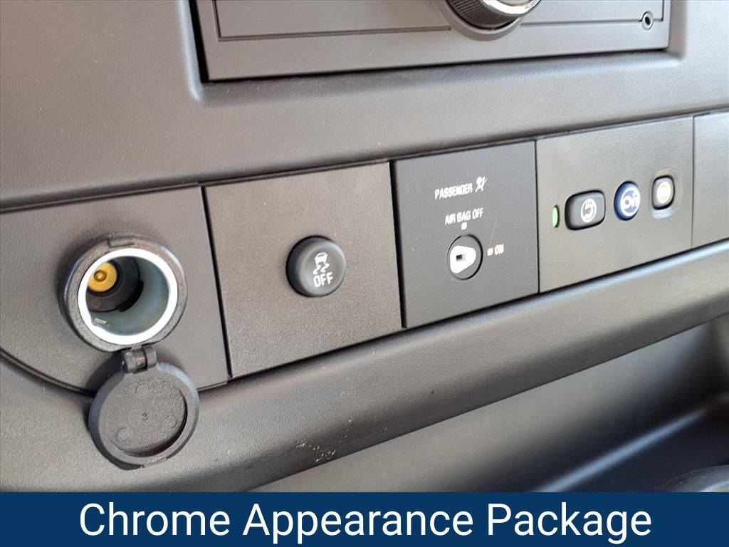 ChevroletExpress Cutaway5