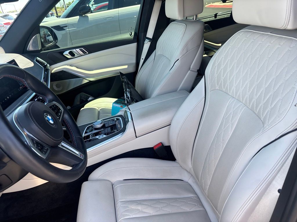 Thumbnail: 2024 BMW X5 - 8