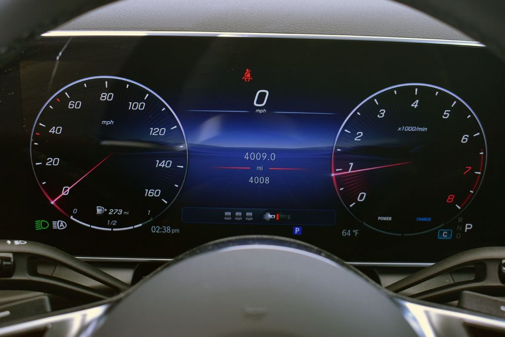 Thumbnail: 2026 Mercedes-Benz GLC - 26