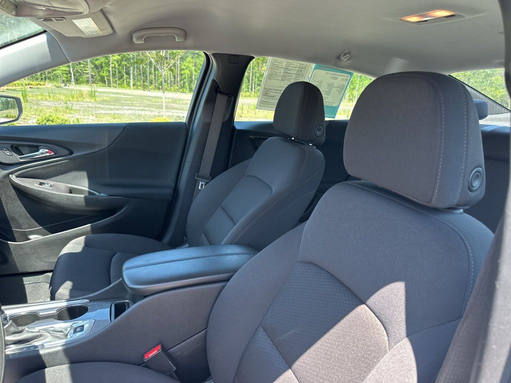 2023 Summit White Chevrolet Malibu LT FWD Sedan