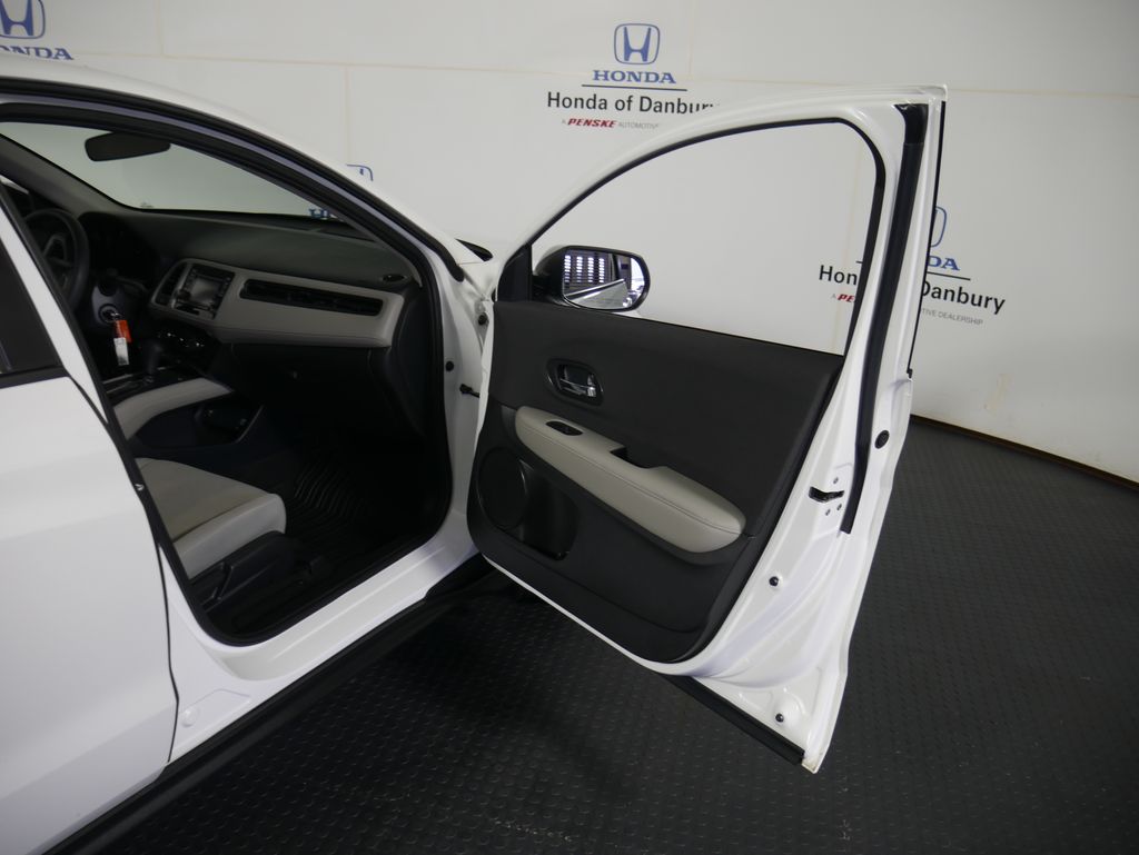 2022 Honda HR-V LX 7