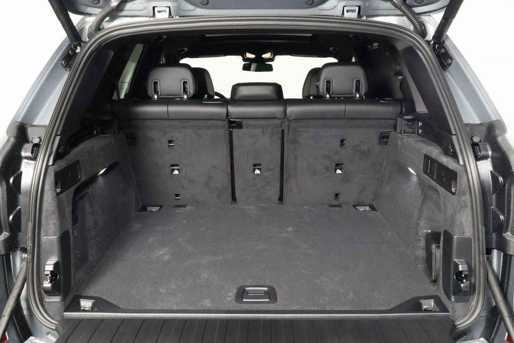 Thumbnail: 2026 BMW X5 - 8