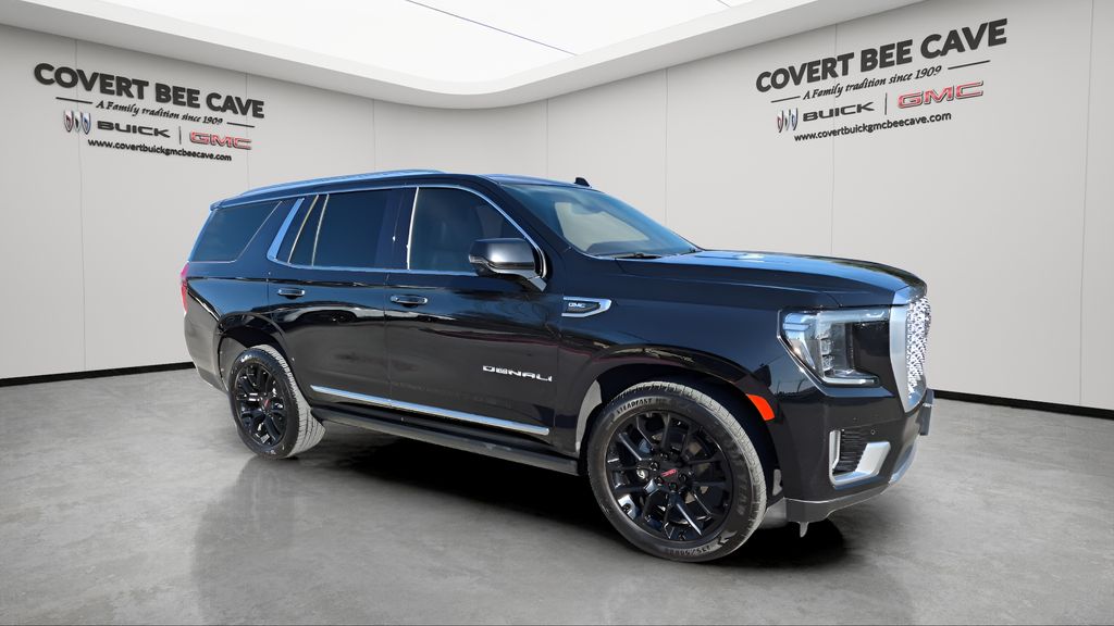 2022 GMC Yukon Denali 4WD