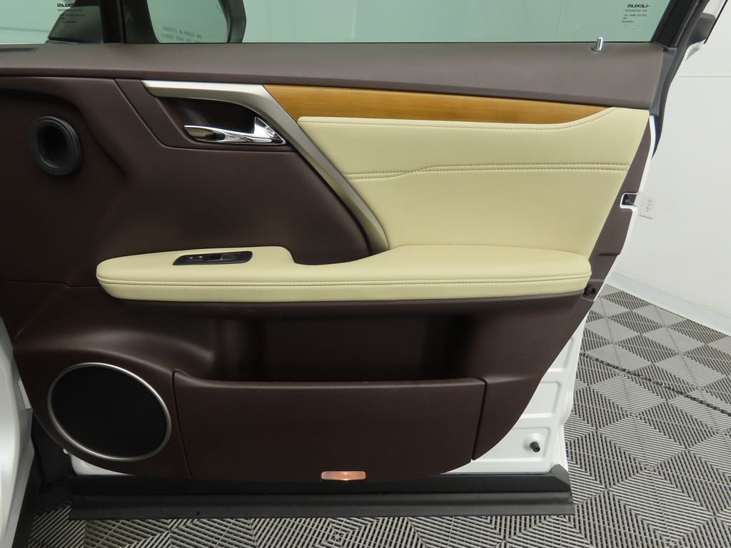 Thumbnail: 2019 Lexus RX - 25