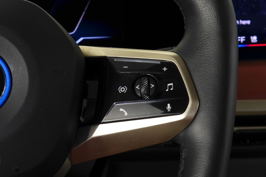 Thumbnail: 2024 BMW iX - 27