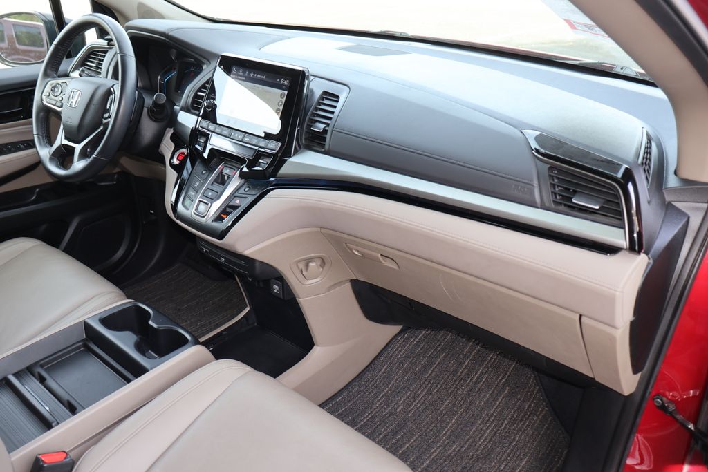 2022 Honda Odyssey Touring 25