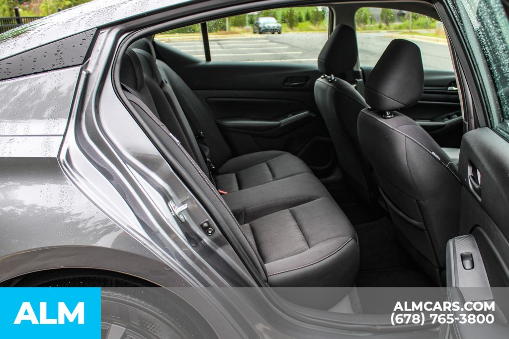 Used 2025 Gray Nissan 2.5 SV image 18