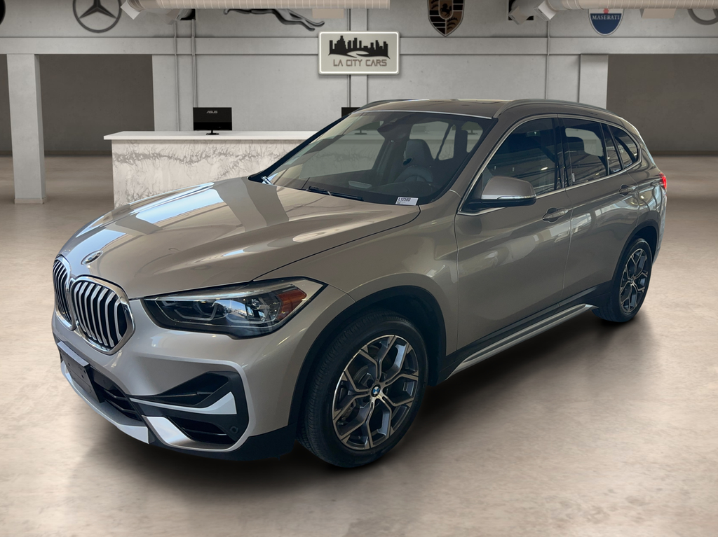 Cashmere Silver Metallic 2022 BMW X1 SUV / Crossover Front-Wheel Drive 8-Speed Automatic