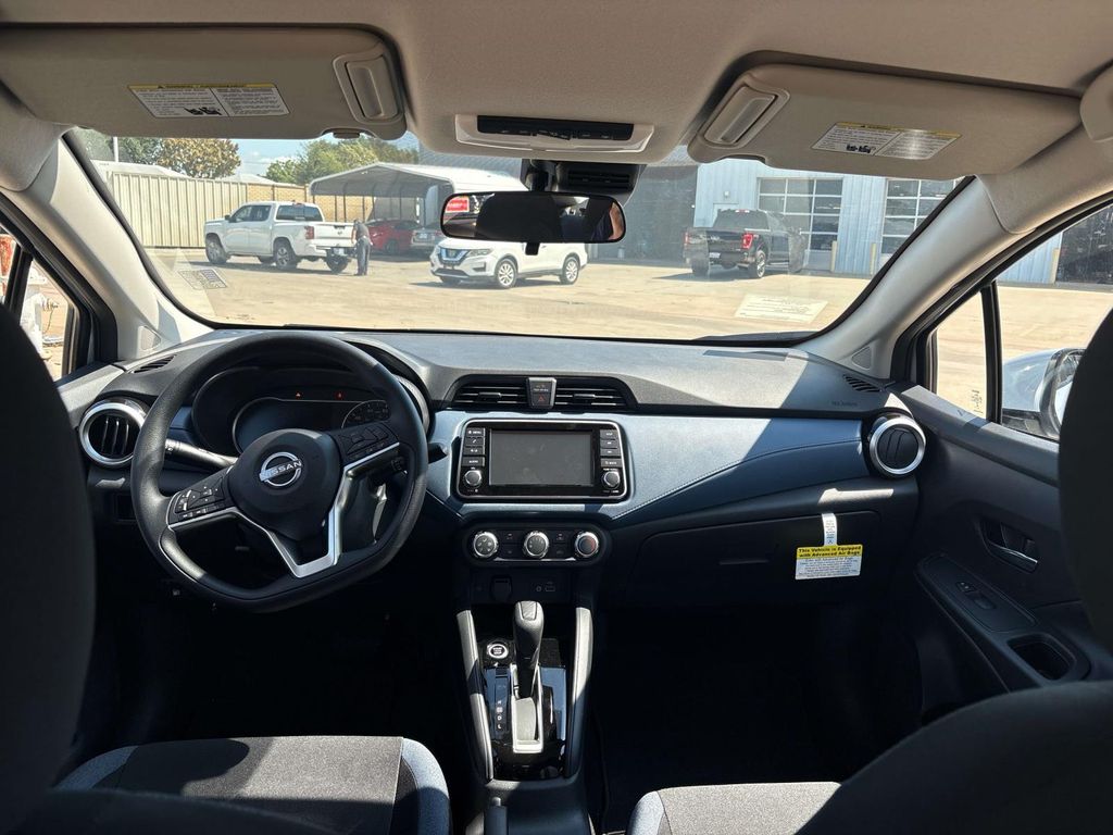 2025 Nissan Versa