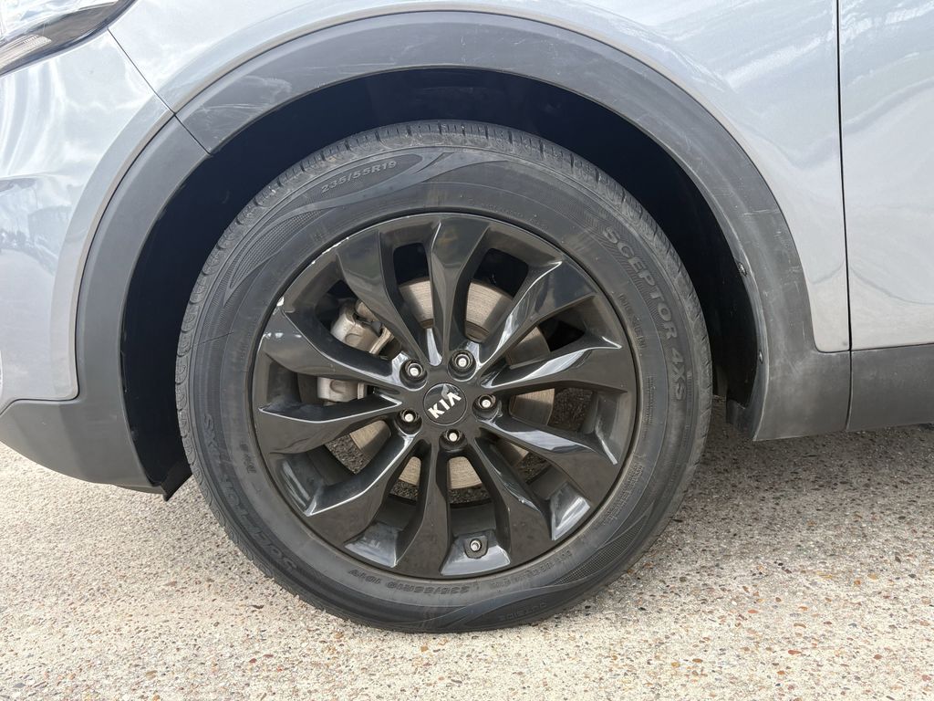 2020 Kia Sorento S Silver at Community Kia
