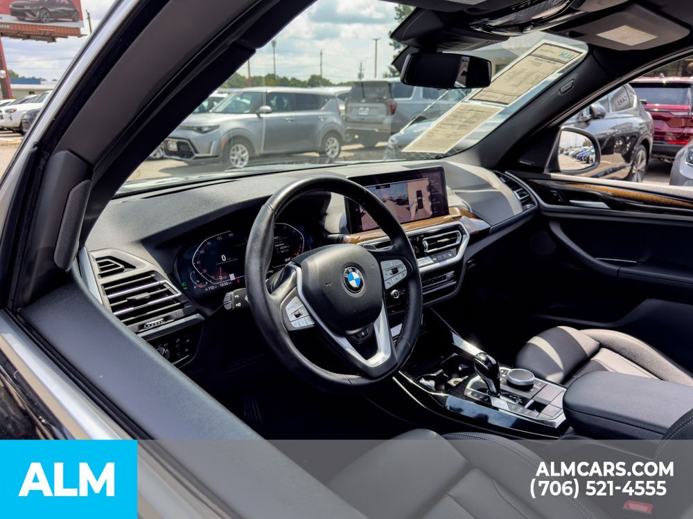Used 2024 Black BMW sDrive30i image 11