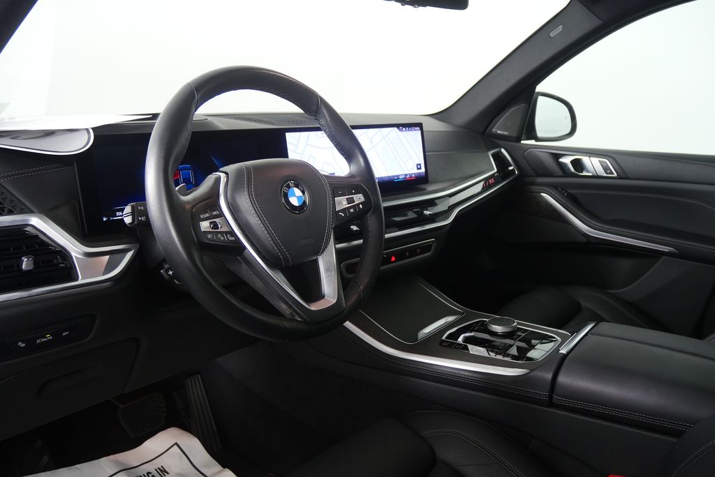 Thumbnail: 2025 BMW X5 - 12