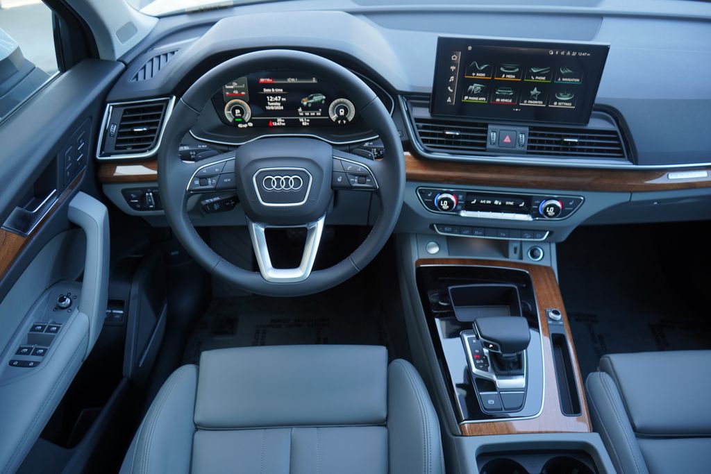 2024 Audi Q5 e  13