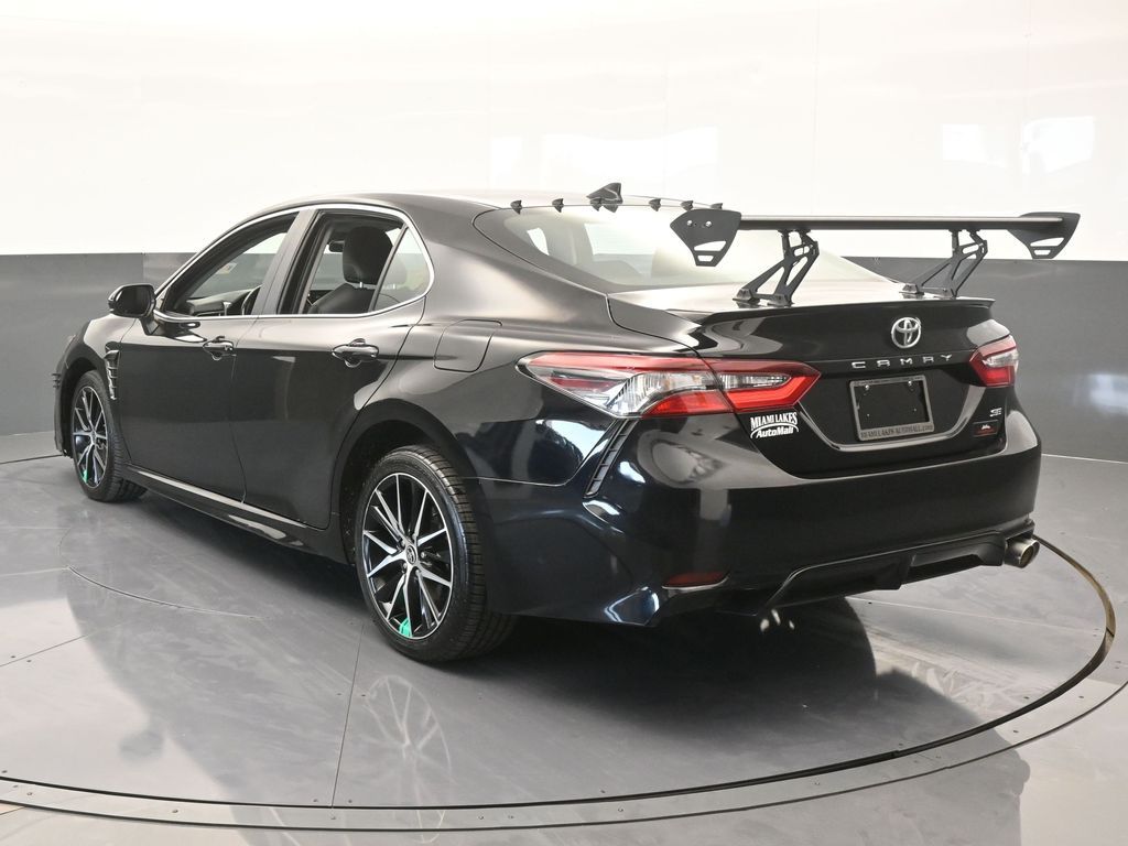 Used 2021 Toyota Camry SE with VIN 4T1G11AK5MU514454 for sale in Miami, FL