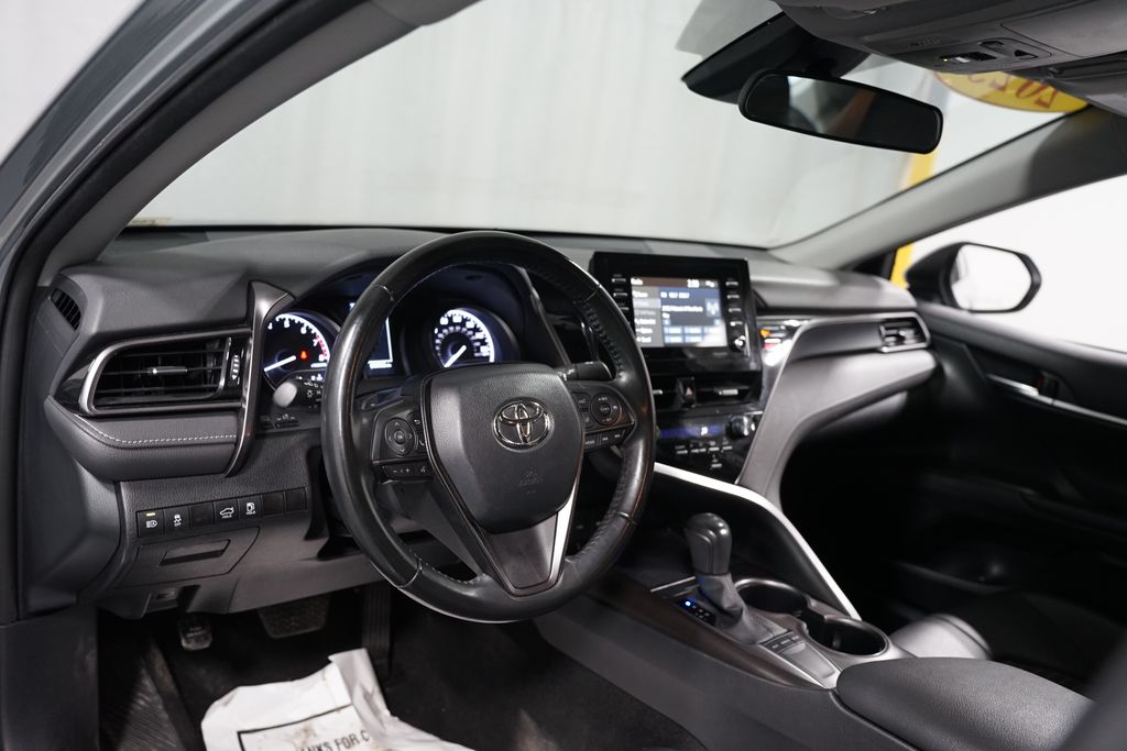 Thumbnail: 2023 Toyota Camry - 11