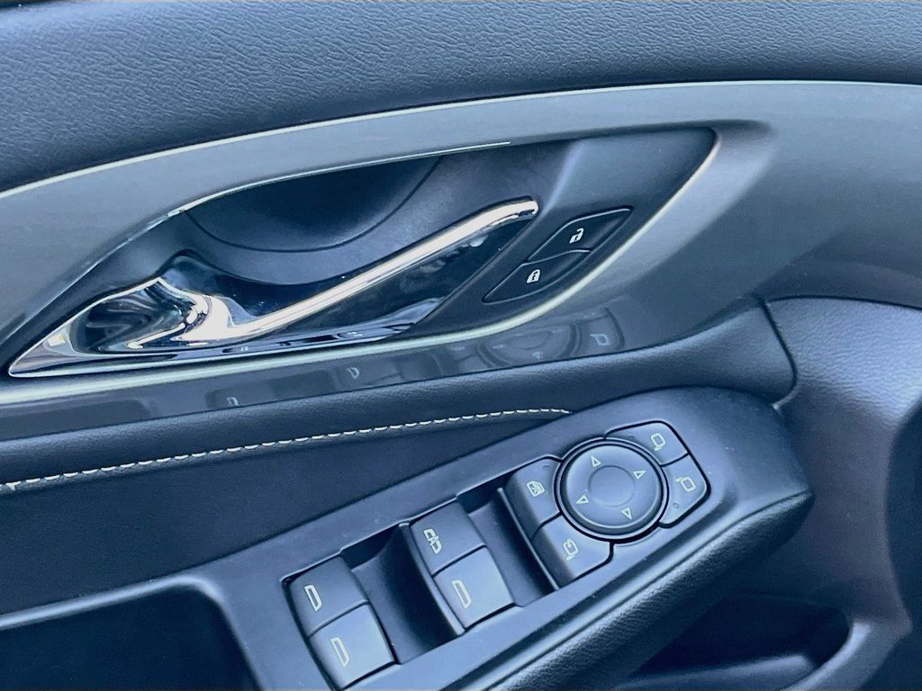 Used 2023 Gray Chevrolet LT Leather image 18