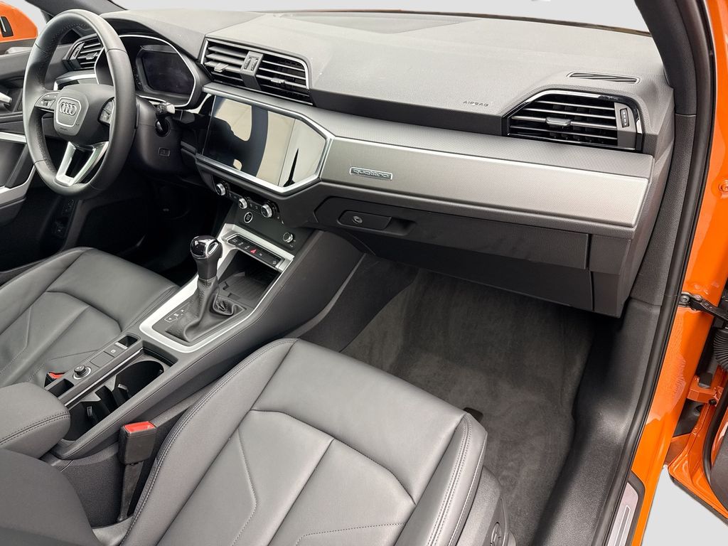 Thumbnail: 2025 Audi Q3 - 15