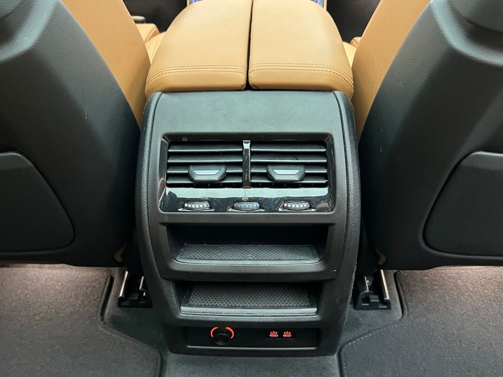 Thumbnail: 2024 BMW X5 - 9