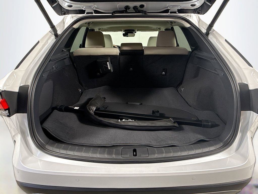 Thumbnail: 2024 Lexus RX - 27