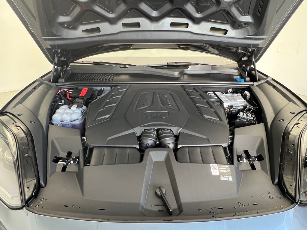 Thumbnail: 2026 Porsche Cayenne - 27