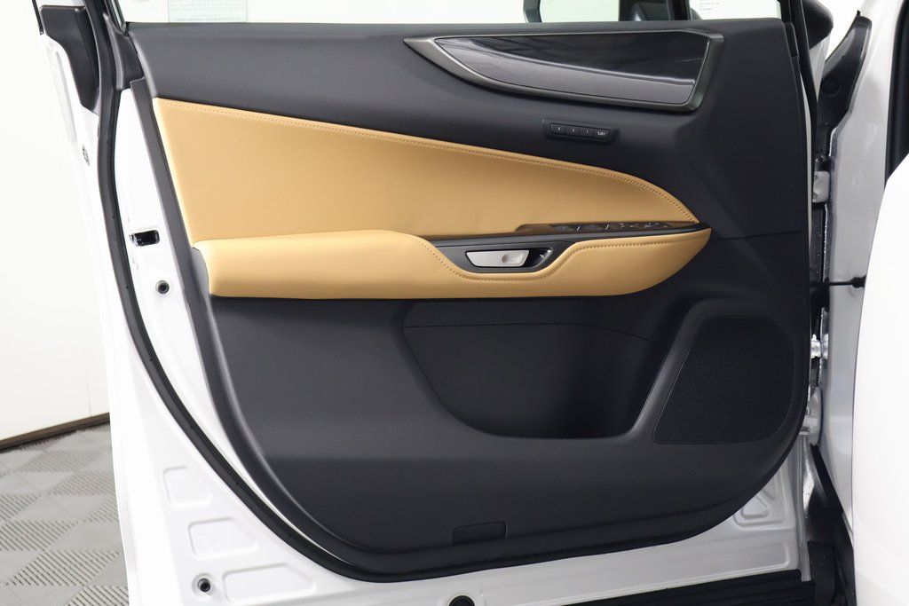 2025 Lexus NX 250 7