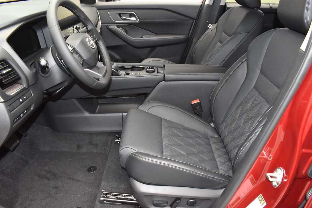 Thumbnail: 2026 Nissan Rogue - 13