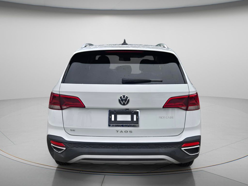2022 Volkswagen Taos - $17,900