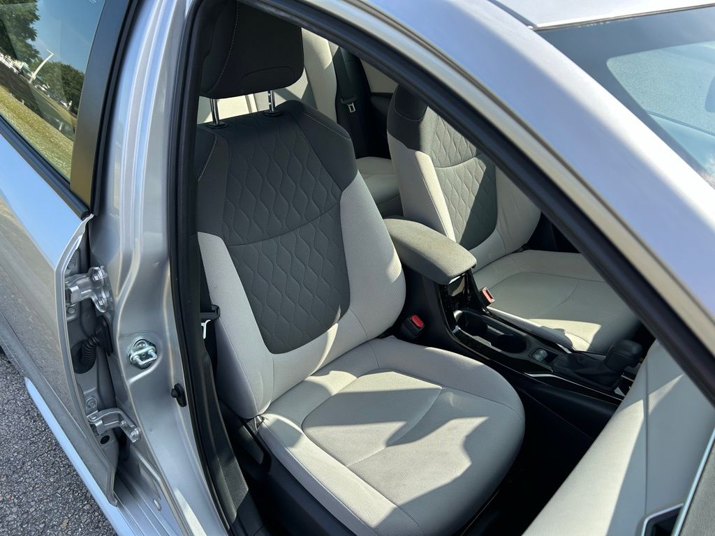 Thumbnail: 2022 Toyota Corolla - 15