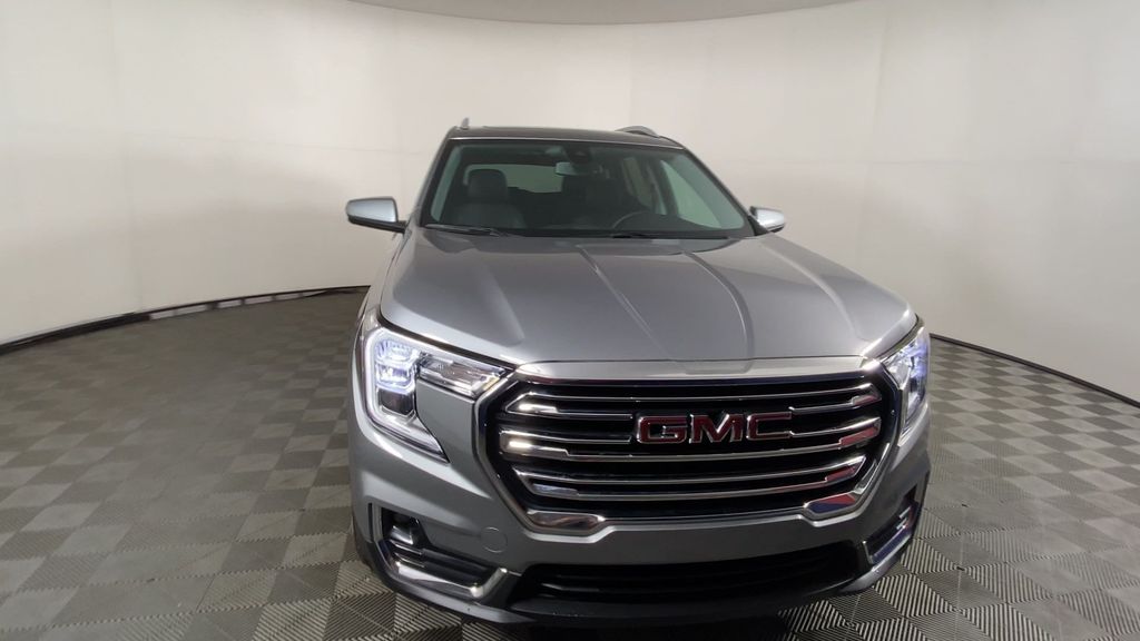 2024 GMC Terrain SLT 3