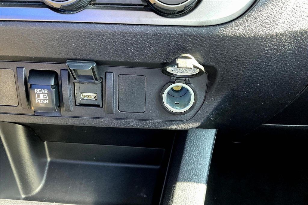 Used 2021 Toyota Tacoma Truck