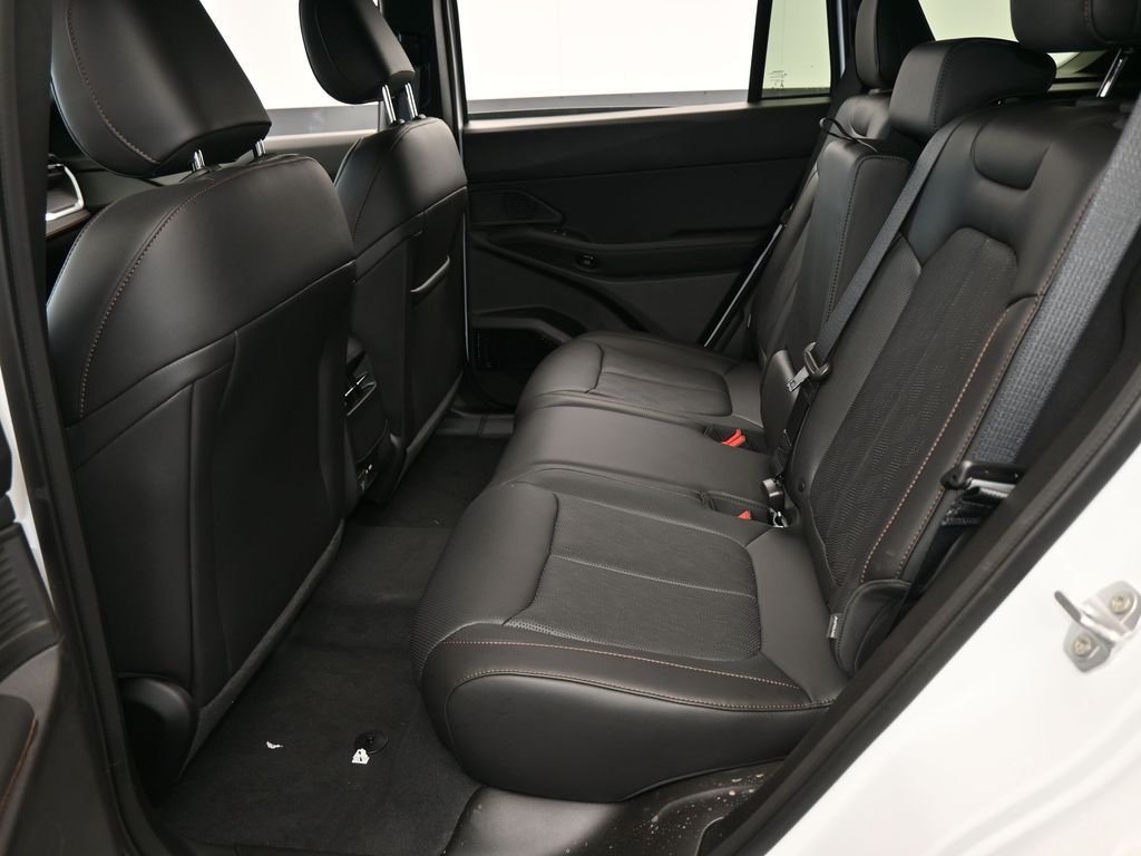 New 2026 Bright White Clearcoat Jeep Overland image 31